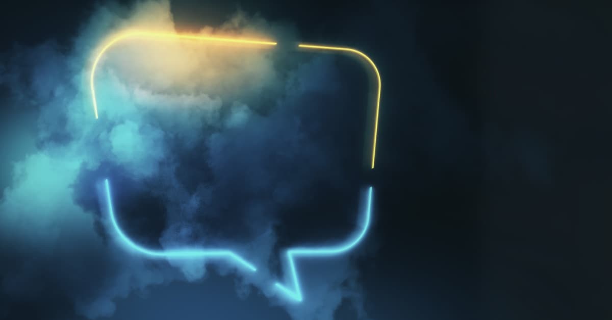 Neon-Sprechblase als Symbol für strategische Kommunikation